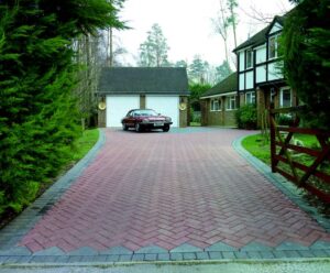 An example of installed driveway drainage solution