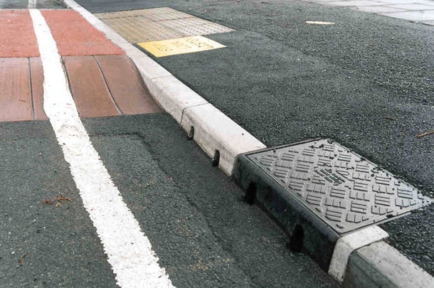 Aco Kerbdrain Sp280 Splayed Kerb Unit 1000mm Drainage Superstore